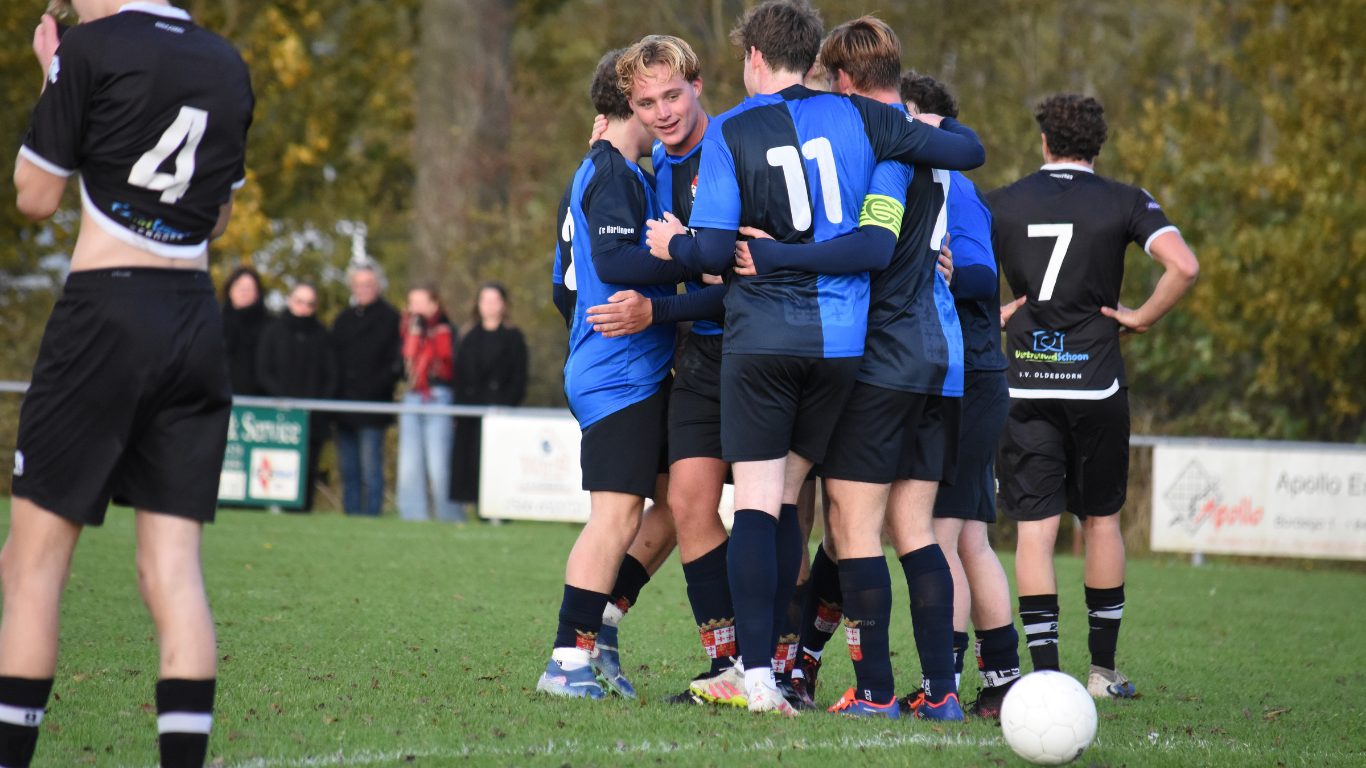 Koploper fc Harlingen doet goede zaken in en tegen Oldeboorn